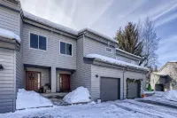 Renovated townhome in Homestead community of Edwards - Gym