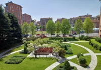 Elegante alloggio di grandi dimensioni (110 mq) in parco privato di 6000 mq - piscina