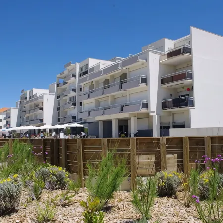 Cozy Appart 150 m from the beach with balcony + Parking