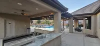 Stay at ZION ESCAPE LaVerkin! PRIVATE HOME with PRIVATE POOL and HOT TUB! - Pools