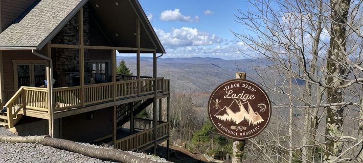 Escape the Heat! Luxury 6 Br 300 ft to Cupp Run Hot Tub in/Outdoor Fireplace Hotels in Edray