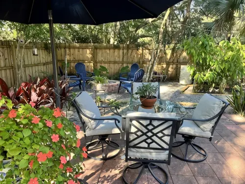 Oaktree Cottage in Mount Dora Historic District