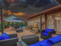 Stylish Boho Home-5Brs- amazing Pool-Patio- 2tvs- DeerPark Hotels in Deer Park