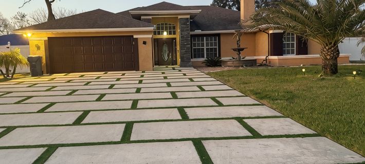 The Perfect Gateway Home with a large pool area, Gazebo, all fenced in. Hotels in Spring Hill