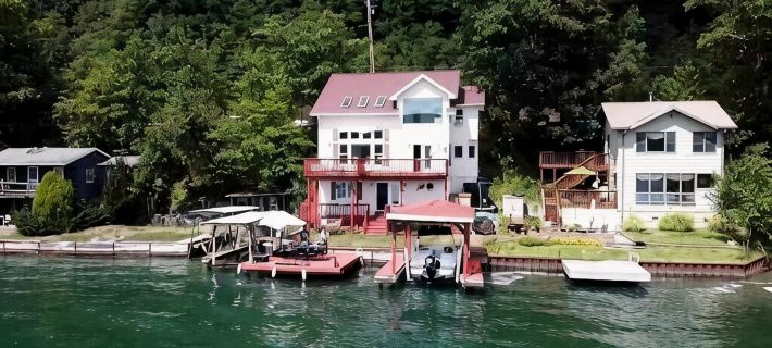 Cozy Cozy Cottage ~ Perfect Location On West Keuka Lake ~ Private Dock! Hotels in Steuben County