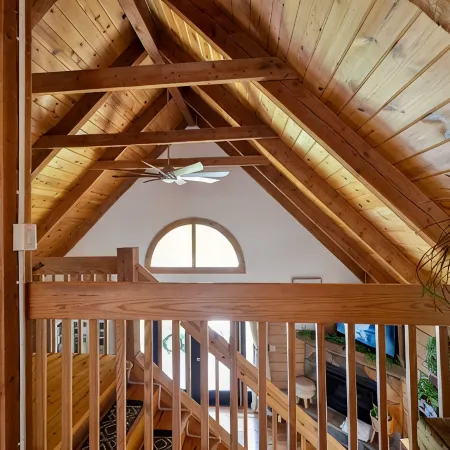Cozy, family friendly country Side Cabin 15 Min to the Ark Encounter w/fire pit