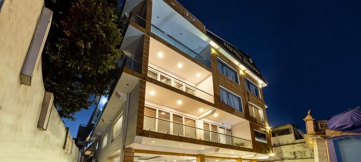 Tripli Hotels Shivaay カングラのホテル