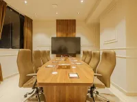 Olwen Suites Hotels near Kakkanad
