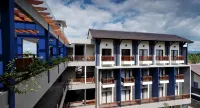 MENARA LAUT HOTEL