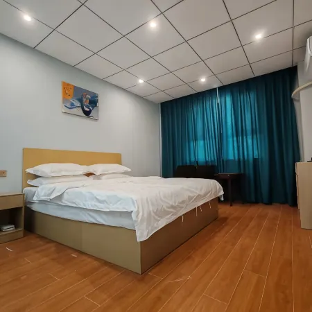 Heyue Hotel