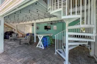 Coral Cove: Walk to the Beach! Heated pool! Prime North End! - プライペートプール