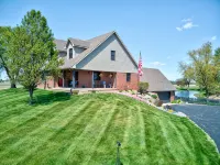 Peaceful 2Br Farm Stay - 10 Min to Grand Park - Homestays