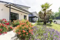 Villa des Rives du Tarn Avec Jacuzzi - Villas