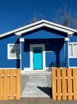 Mountain Oasis Cottage in town - Wifi