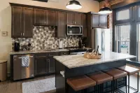 Modern Downtown Troy Loft• 2Br, Brick & Style - 3-Star