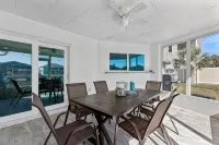 Waterfront - Private Fishing & Boating Dock - 4 Kayaks - Gulf of America Access -  Privatzimmer