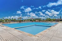 Kāʻanapali Ocean View Condo with Beachfront Cabana for Guests