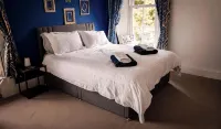 A Cosy Moffat Escape - 2 Bedrooms, 5 Minutes from Bustling Town Centre