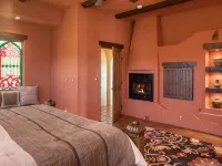 Hacienda de los Arbolitos - *HOT TUB* and Peace Hotels in Cornville