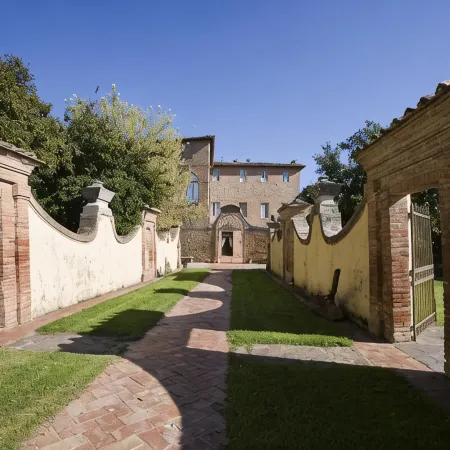 Residence Borgo San Lorenzo a Linari