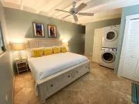 10% Discount Til August 2026! 3Br 3BA, Tiki Hut, 37' Dock, Cabana Club Memb.
