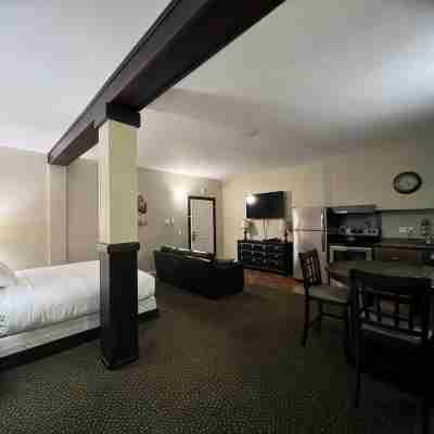 Wells Gray Inn Rooms