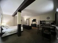 Wells Gray Inn - parking