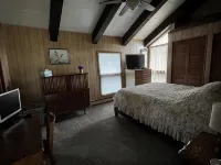 Wiseman Cottage on Hubbard Lake Hotels in Alcona County