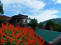 Baikunth Resort, Kasauli by Leisure Hotels - 山景