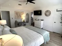 Stunning and Stylish Family Retreat w/Hot Tub, Fire Pit, Kids Room + Game Room