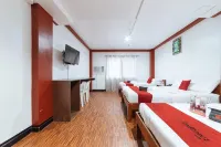 RedDoorz @ Nirvana Pension House Hotels in Negros Occidental
