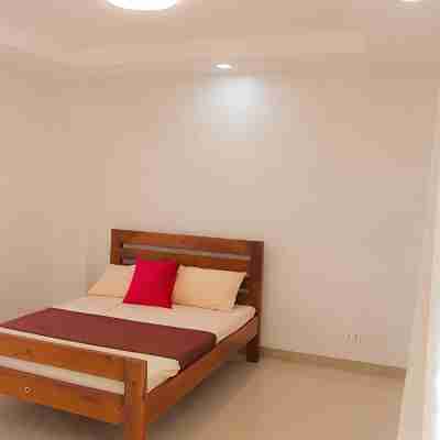 TJM Hot Spring Villa 1, a spacious 5-bedroom, with WiFi, AC in serene Los Baños Rooms
