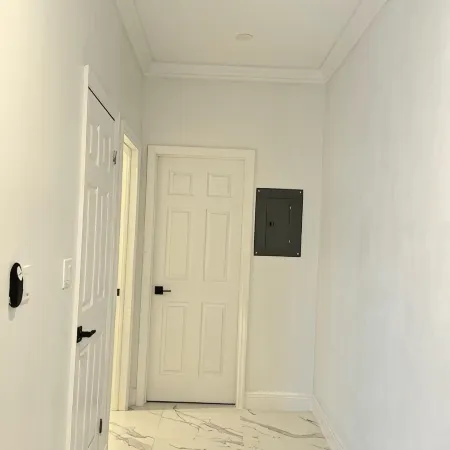 Unit 7 -1 BDRM/Pool/Near Beach/Airport/Supermarket