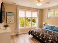 2Br Condo + Shared Rooftop + Dogs Allowed - 4-Star