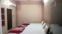 Sankatha Guest House - 2-Star