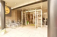Icho Takayama - Pet friendly