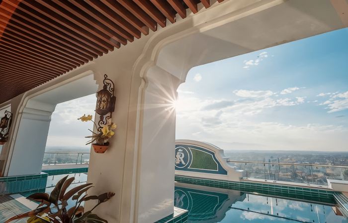 Rex Quang Binh Hotel