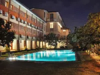 The Long Beach Resort & Spa - Beach