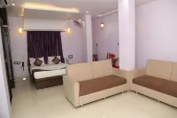 Hotel Sai Guest House - Airport Shuttle