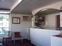 Econo Lodge St Petersburg Central