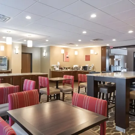 Comfort Suites Bridgeport - Clarksburg