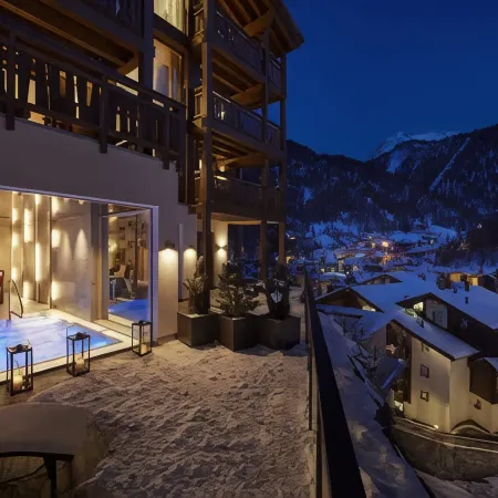 La Vue Luxury Living Apartments