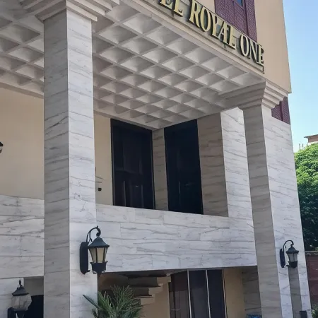 Hotel Royal One