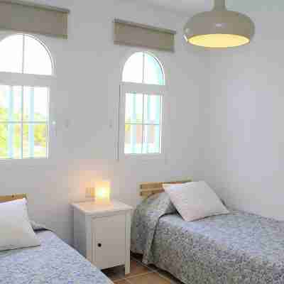 Privilege Bay-Villa Chennai-sea view and natural park view. Beachfront location. Rooms