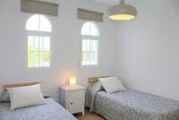Privilege Bay-Villa Chennai-sea view and natural park view. Beachfront location. - Private Pools