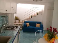 APARTMENT "VENERE" WITH HYDROMASSAGE TWO STEPS FROM THE SEA