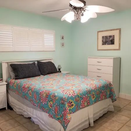 Cocoa Beach Direct Oceanfront Condo - just a few steps to the beach!