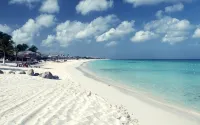 Eagle Beach Luxury House, Walking Distance to the Beach - Wifi