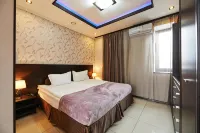 Forest End Foks Mini-Hotel