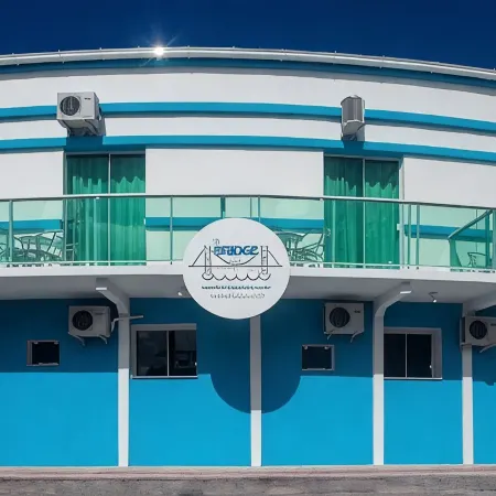 The Bridge Hostel Florianópolis Отели рядом с достопримечательностью «Мост Эрсилиу-Луз»